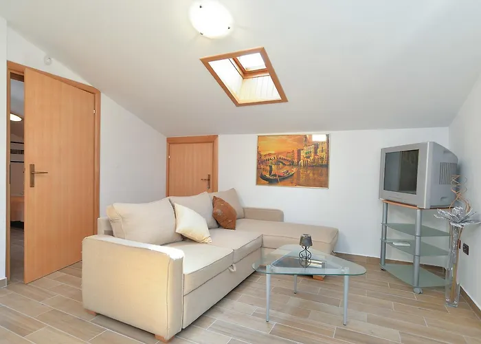 Apartment Kapelica 870